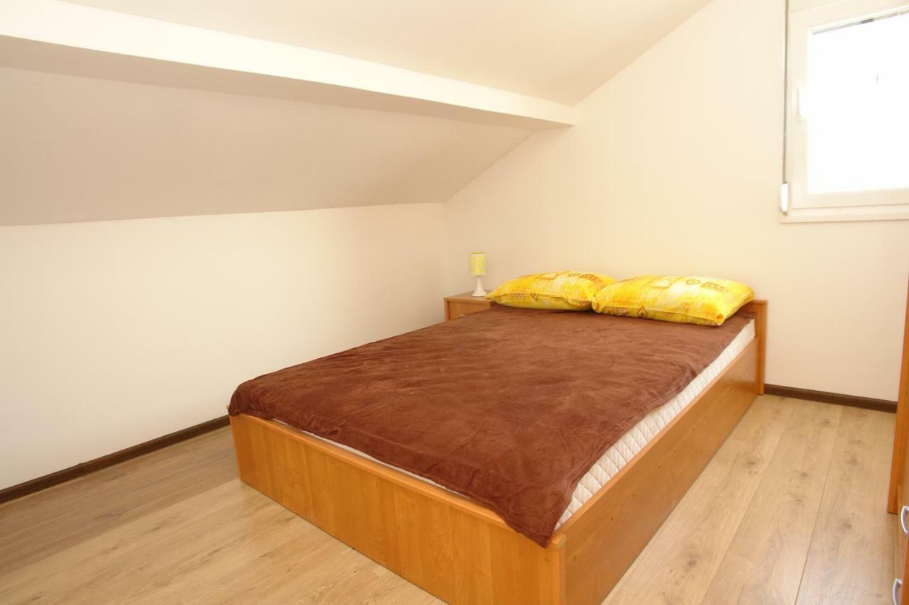Apartmani Stambuk Мандре Екстер'єр фото